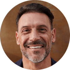 Logo Paulo Menezes, Batuki Produções